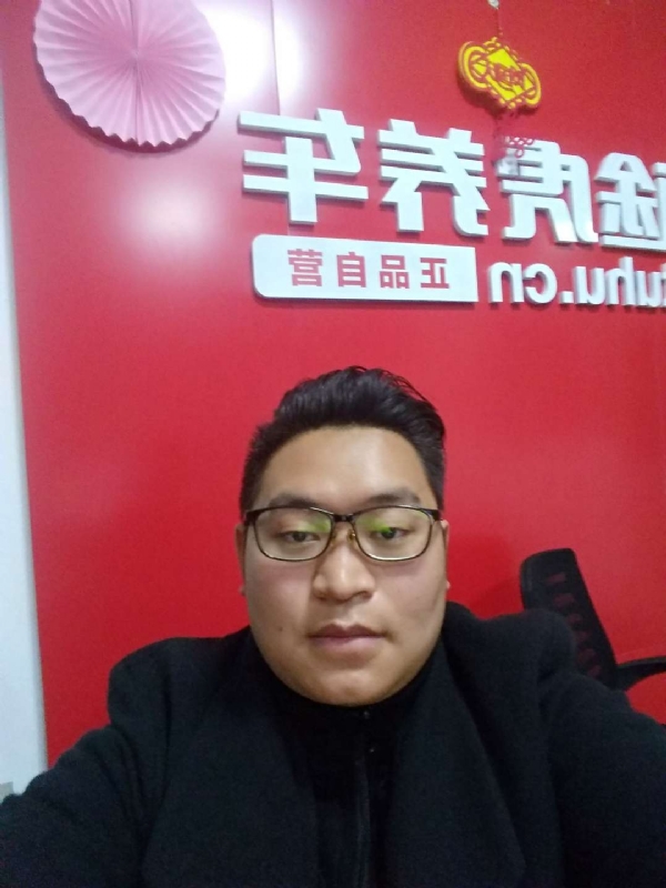 向上倾斜45度的第一张照片--四川交友中心