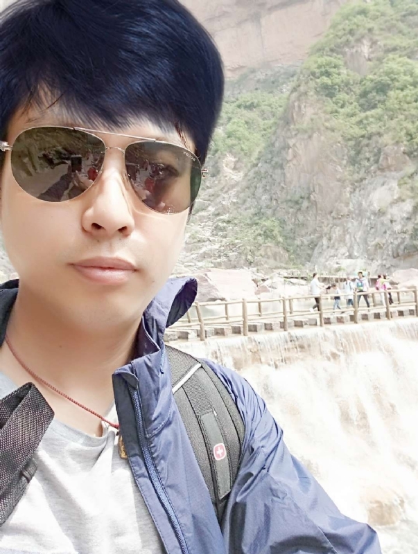 雅俗共赏的第一张照片--四川交友中心