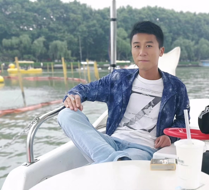 小熊微品的第一张照片--四川交友中心