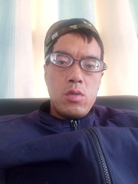 等待有缘人的第三张照片--四川交友中心