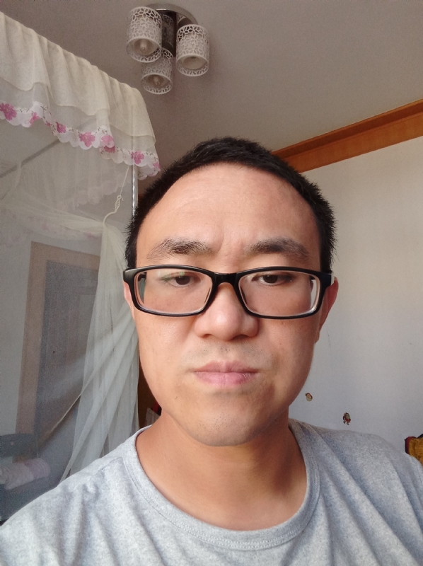 小涨常鸿的第一张照片--四川交友中心