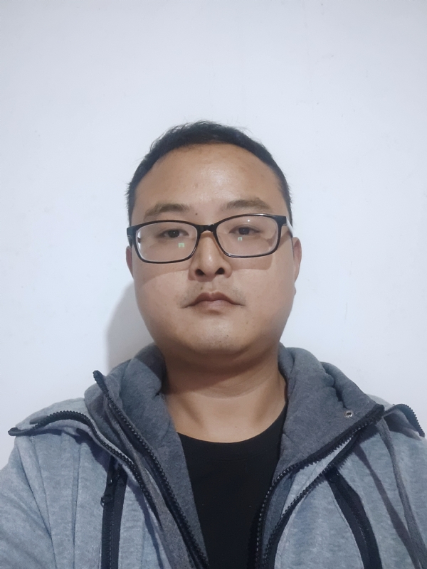 爱在一瞬间的第一张照片--四川交友中心