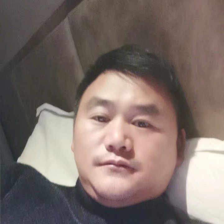 奔跑的第二张照片--四川交友中心