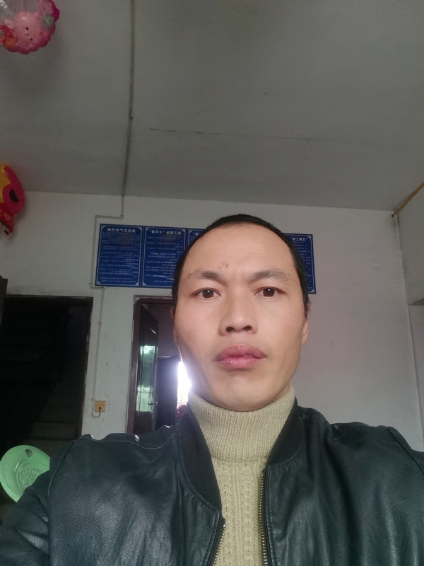 陈前的第一张照片--四川交友中心