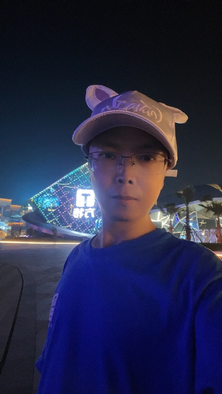富贵使我们相遇的第一张照片--四川交友中心