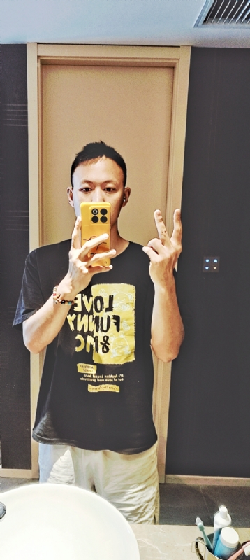 涵涵在的第一张照片--四川交友中心