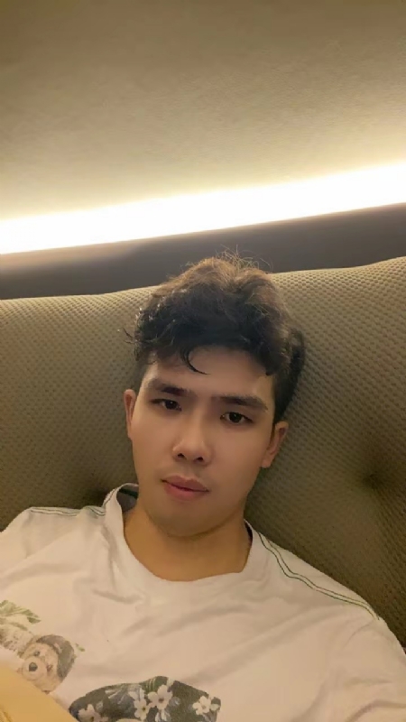 阿龙设计师的第一张照片--四川交友中心